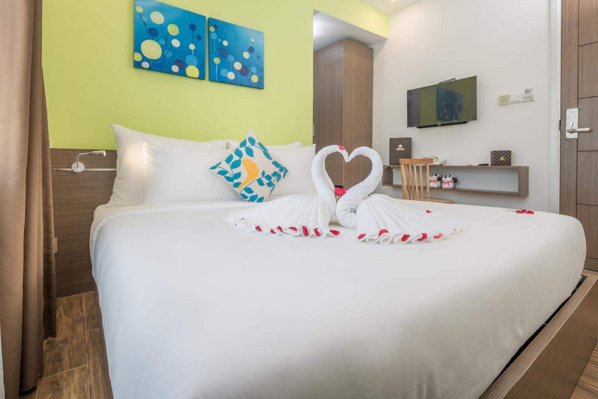 Dn Beach Hotel Da Nang Esterno foto